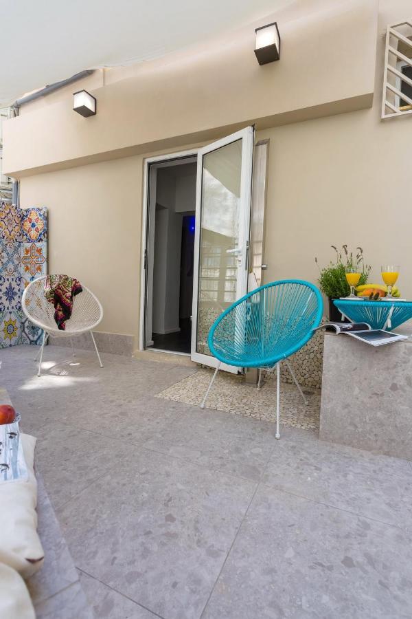 מלון Corfu  Loc Hospitality Urban Den מראה חיצוני תמונה
